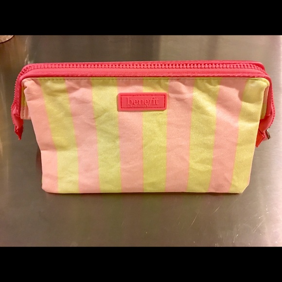 Benefit Bundle - Picture 2 of 6